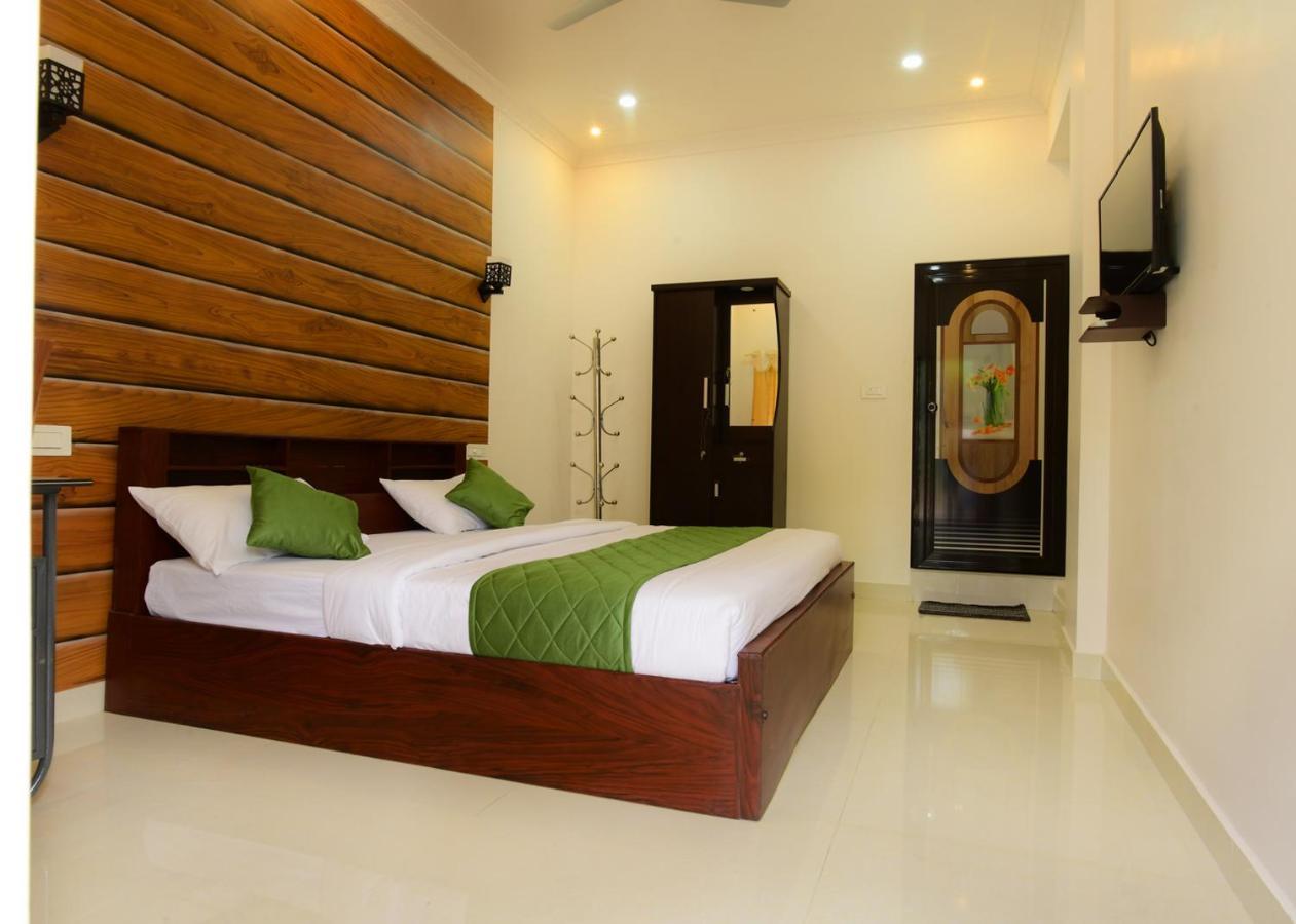 Annus Homestay Ramakkalmedu Екстериор снимка